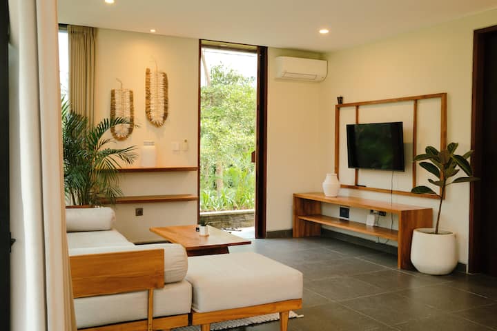 Pulagan House | Serenity 1bdr Nature Villa - Australia