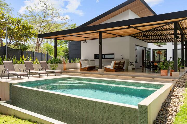 Steps from Playa Grande Beach – Modern 3BR Retreat