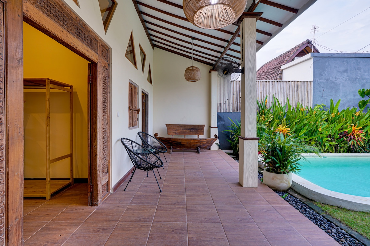Villa in Cemagi, Badung · ★4.88 · 3 bedrooms · 3 beds · 3 private baths, comparable Airbnb