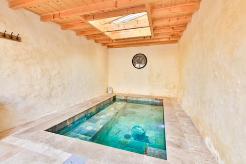 The secret garden-heated indoor balneotherapy pool
