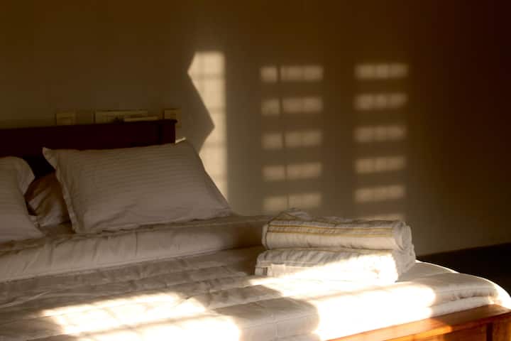 Schlafzimmer 1