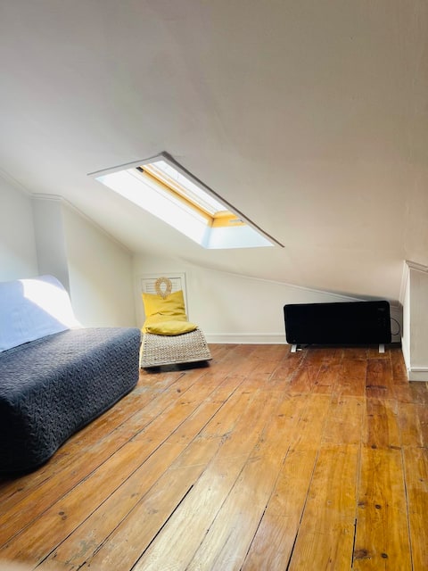 Successful Airbnb property: Alfama's balcony in Lisboa