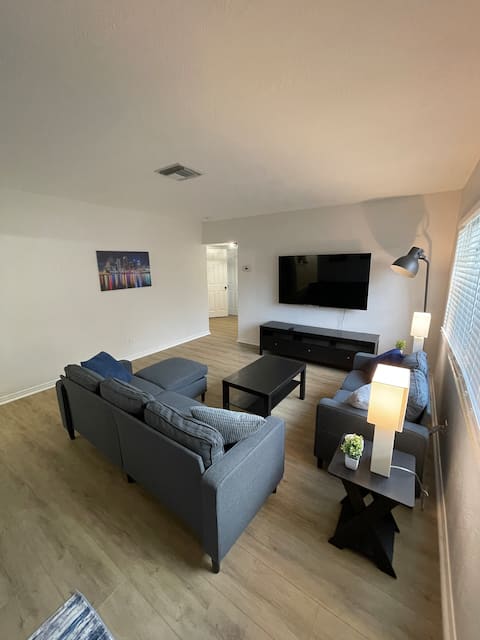 Popular Airbnb listing: Charming South Tampa Ranch in Palma Ceia