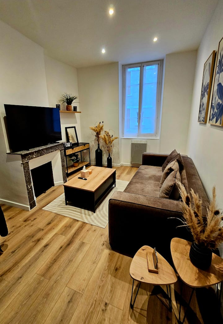 Appartement Cosy Plein Centre - Entraygues-sur-Truyère