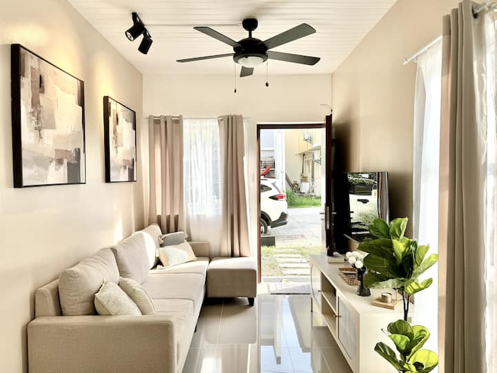 Elegant 2-storey House | 4br 3 Bath With Parking - Davao City