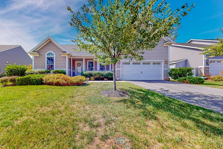 Bethany Pines: Beachside Gem With Pool & Tennis - Rehoboth Beach, DE