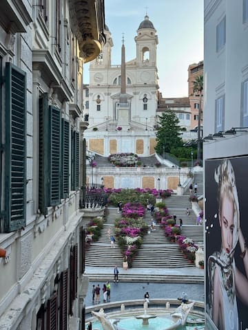 The Spanish Steps Condotti Luxury Apartment