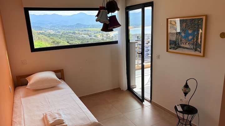 غرفة النوم 2