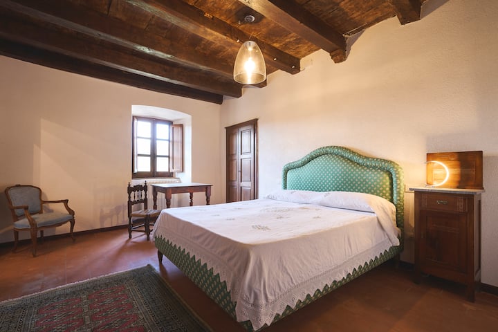 საძინებელი 4