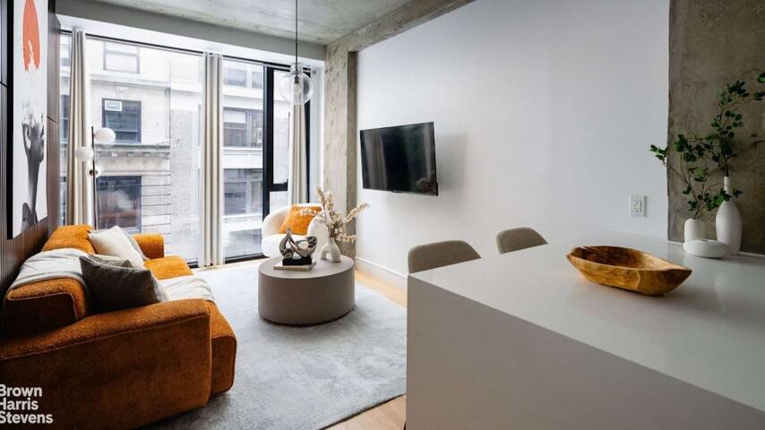 Chelsea Apartment with Terrace gallery image 2