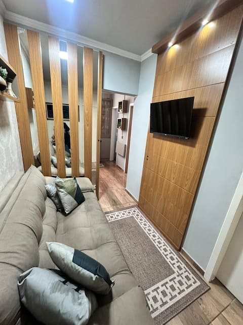 Airbnb em destaque: Deluxe Apartment With Private Garage em Criciúma