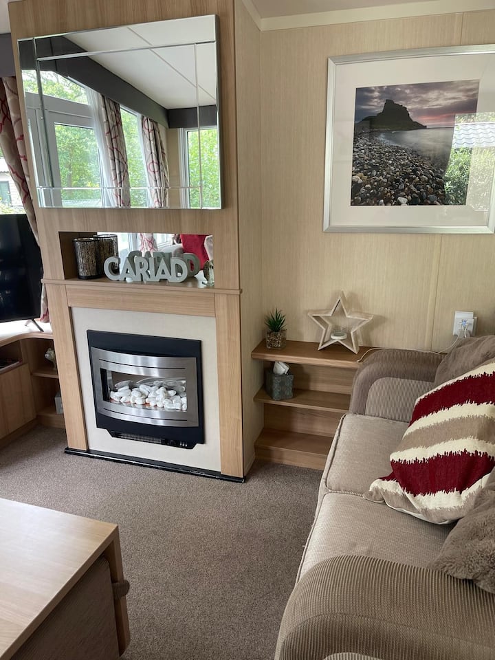 3 Bed Woodland Caravan At Aberdunant Hall Snowdon - Portmeirion