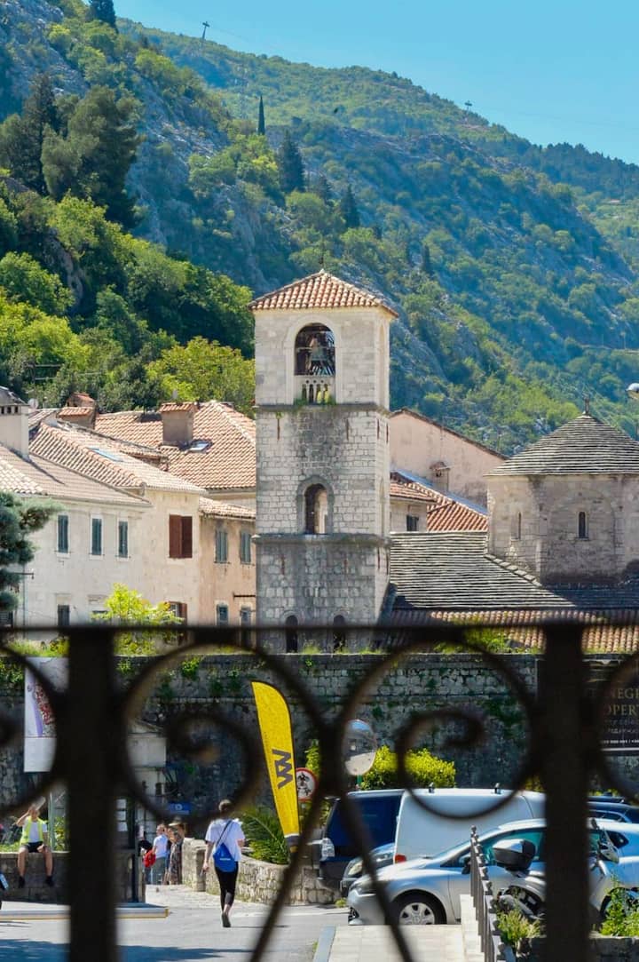 Old Town View - Romantic&super Stylish-quiet Area - Kotor