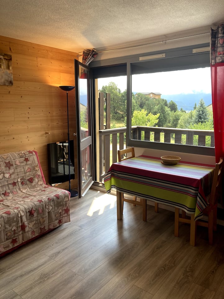 Coquet Studio Avec Vue Sur Les Montagnes - Font-Romeu-Odeillo-Via