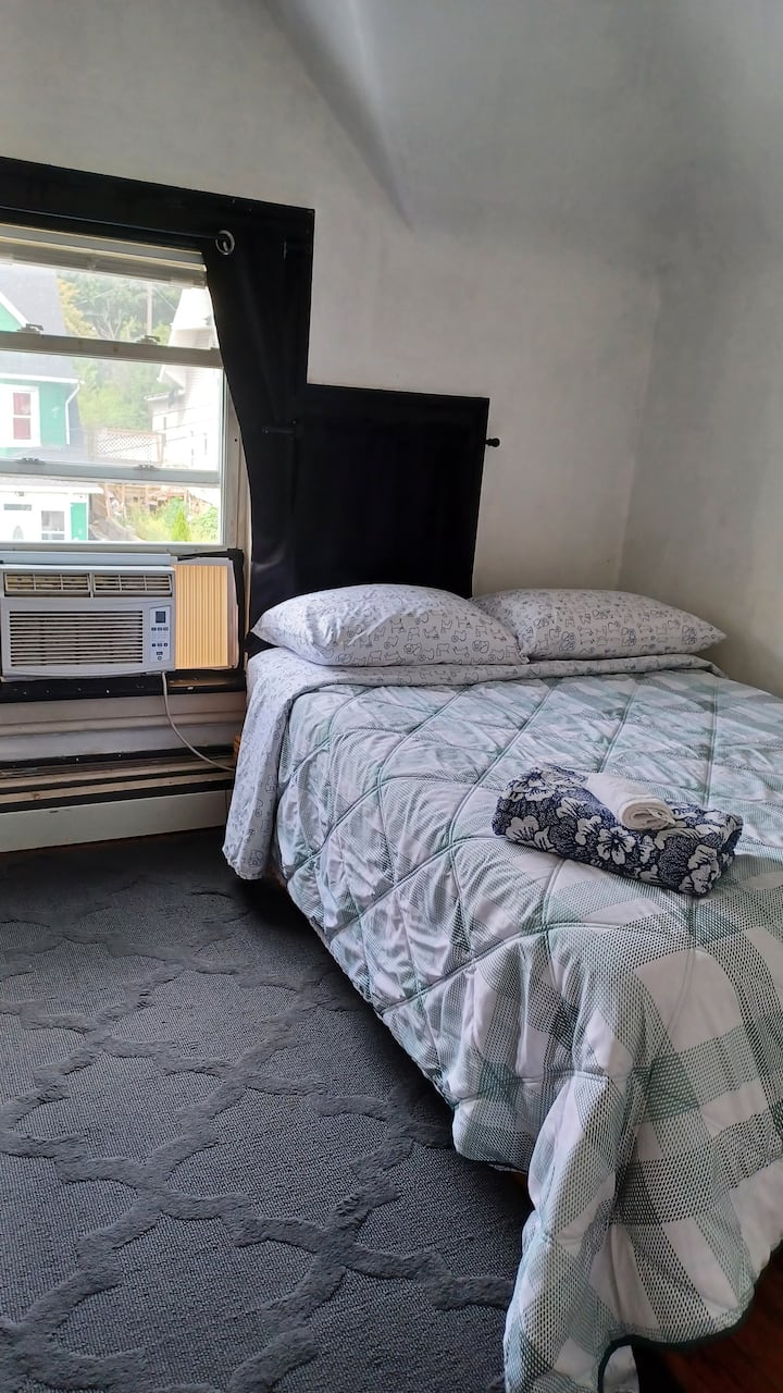 New Decorative Room - The Bronx, NY