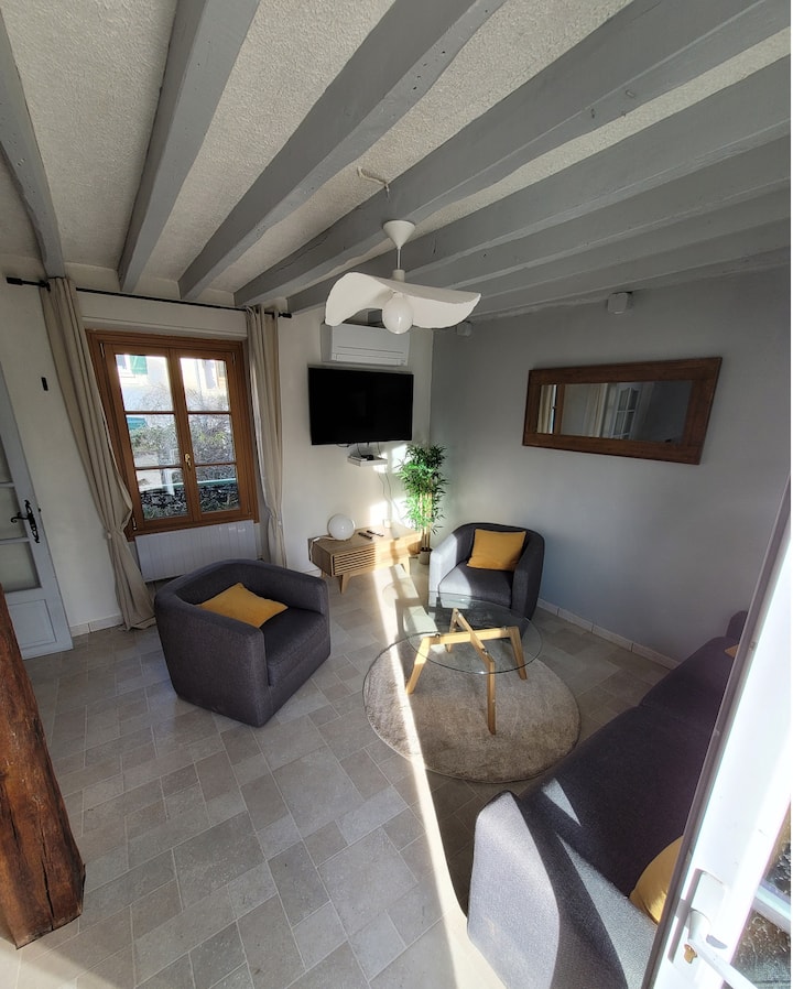 Echappée Verte Et Jacuzzi + Piscine Proche Paris - Île-de-France