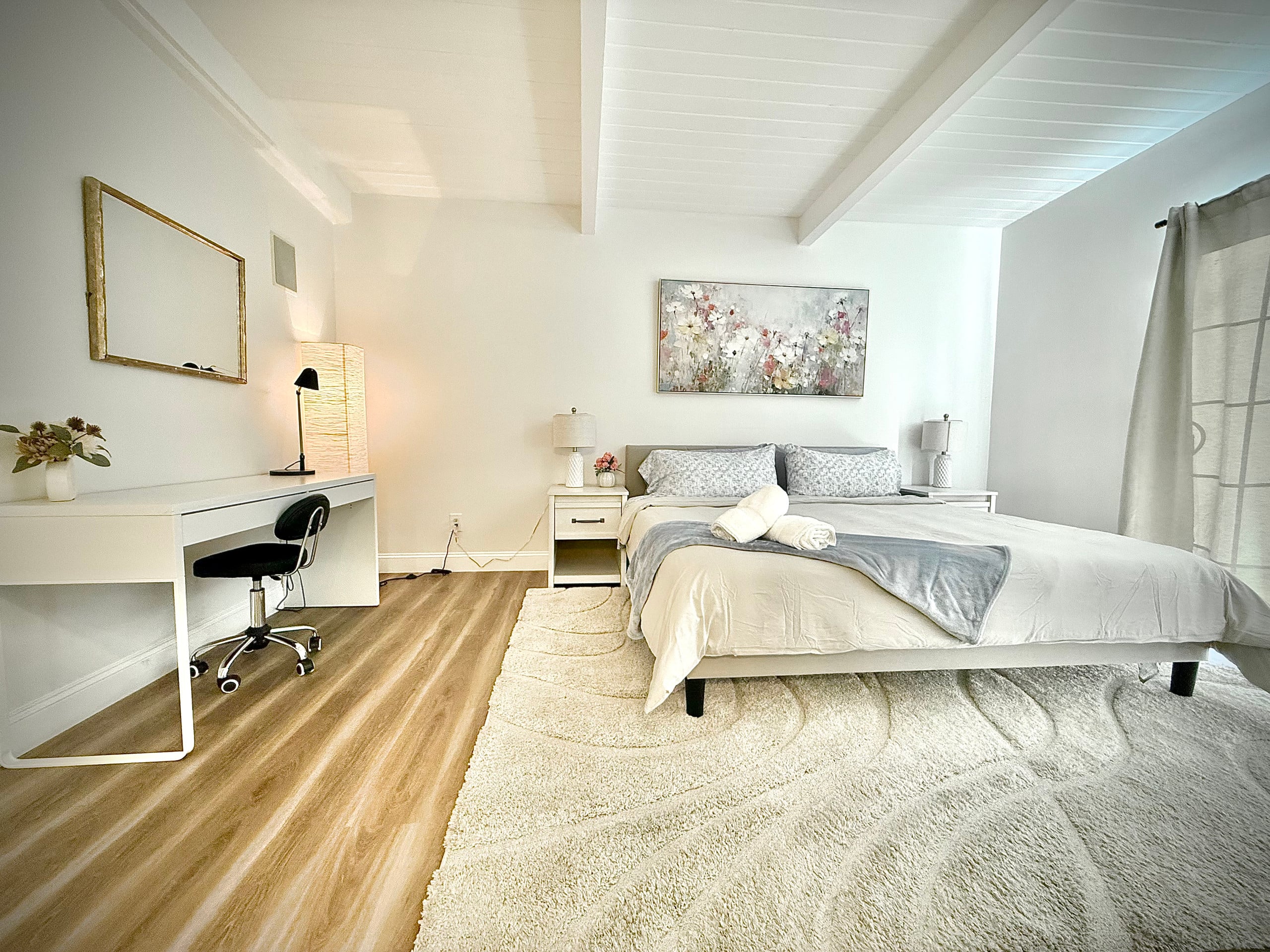 Home in South San Francisco · ★5.0 · 3 bedrooms · 4 beds · 2 private baths - Image 27