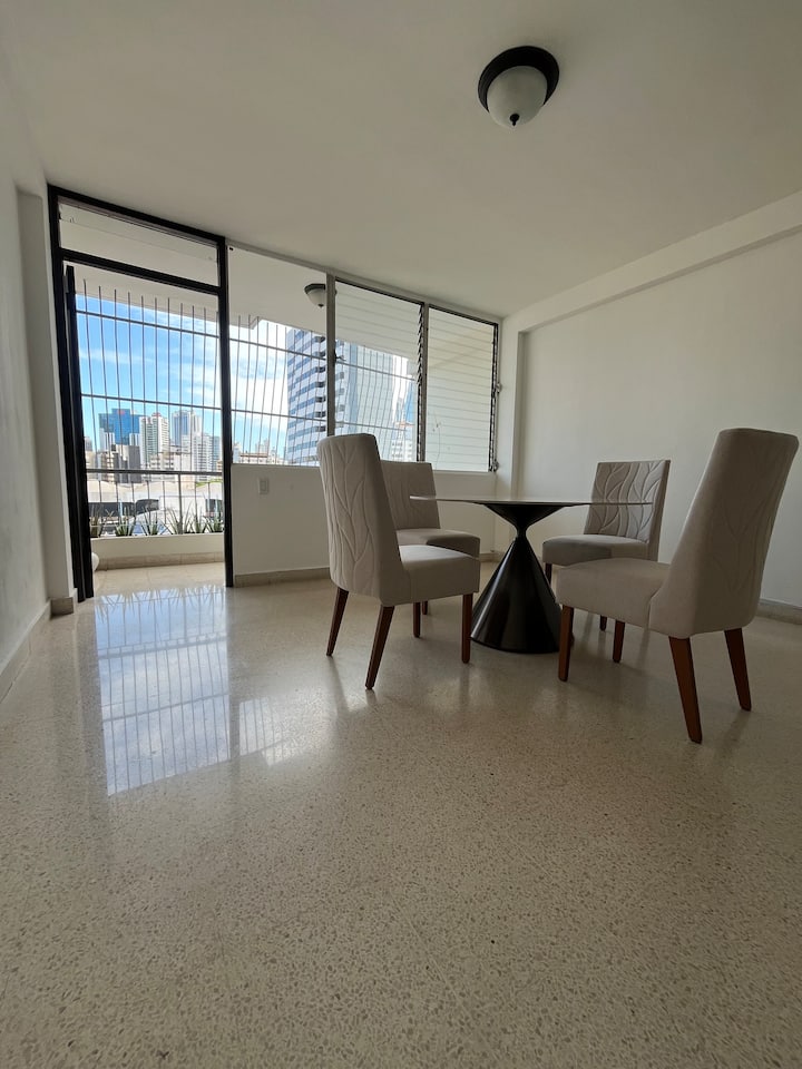 Apartamento Privado En El Cangrejo - Panama City