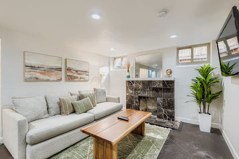 Top performing Airbnb: 2Bd Cozy Sloans Lake guest suite in West Highland