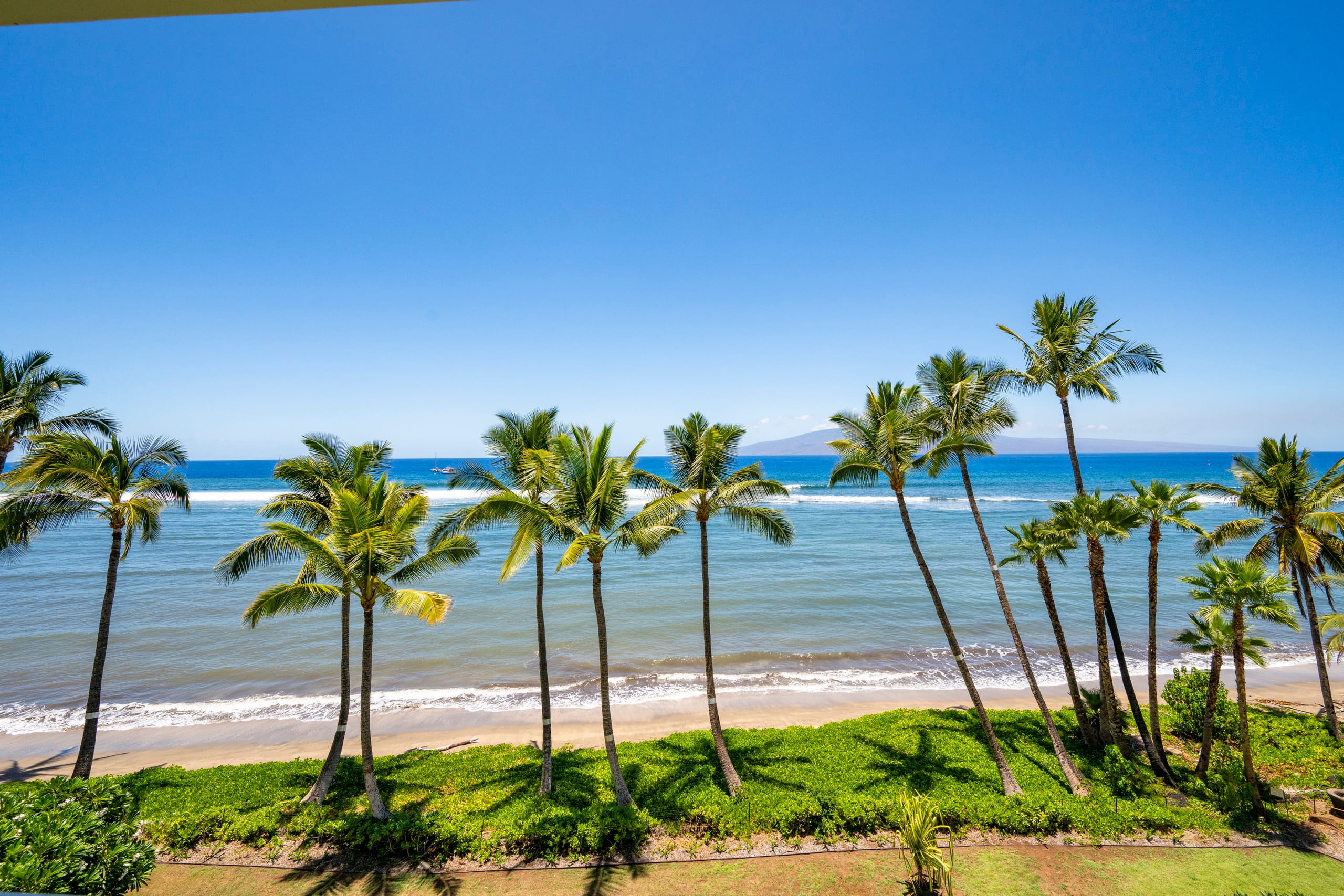 New Listing: Comfort & Beachfront Bliss - Image 40
