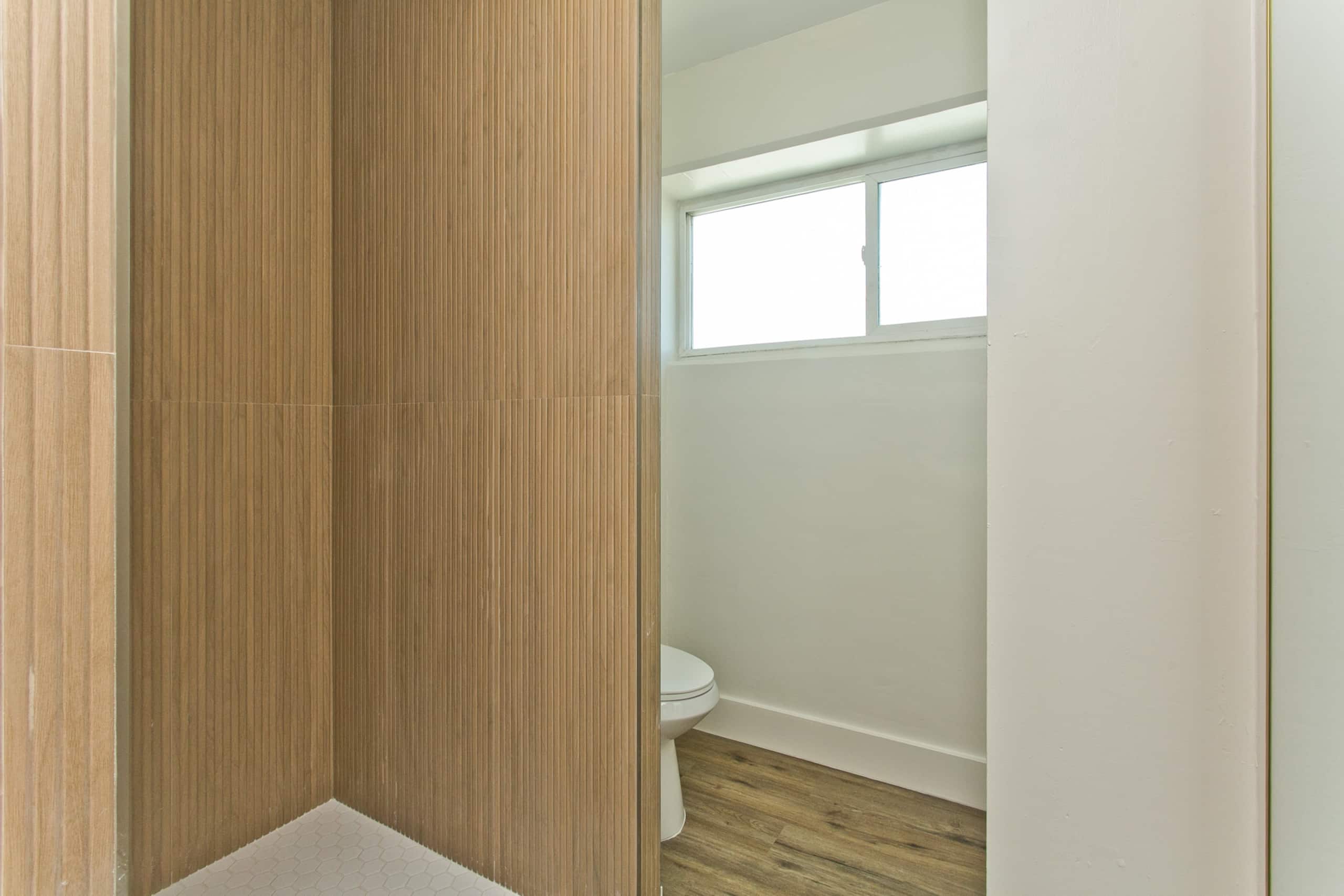 Home in Honolulu · ★4.55 · 2 bedrooms · 3 beds · 2 private baths - Image 15