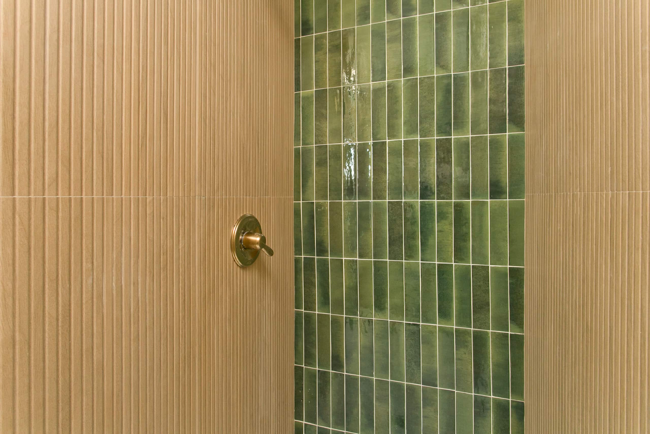 Home in Honolulu · ★4.55 · 2 bedrooms · 3 beds · 2 private baths - Image 14