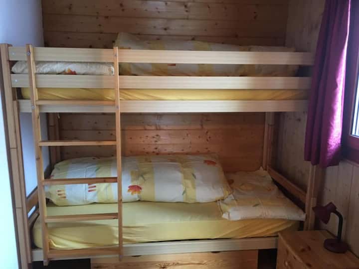 Dhomë gjumi 2