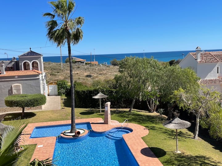 Mer, Piscine & Solarium Privé - Quesada