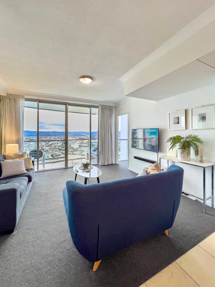 The Lookout Level 33 - Surfers Paradise
