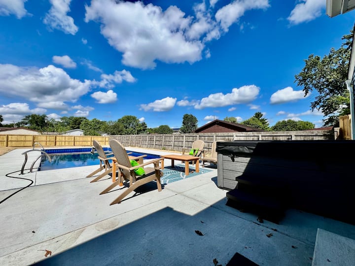 New Inground Pool! Pet Friendly with fenced yard.