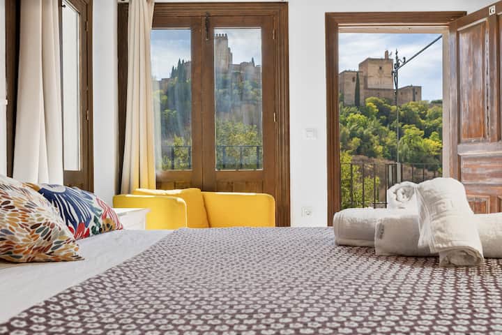 2 Bedroom Penthouse With Alhambra Views - グラナダ