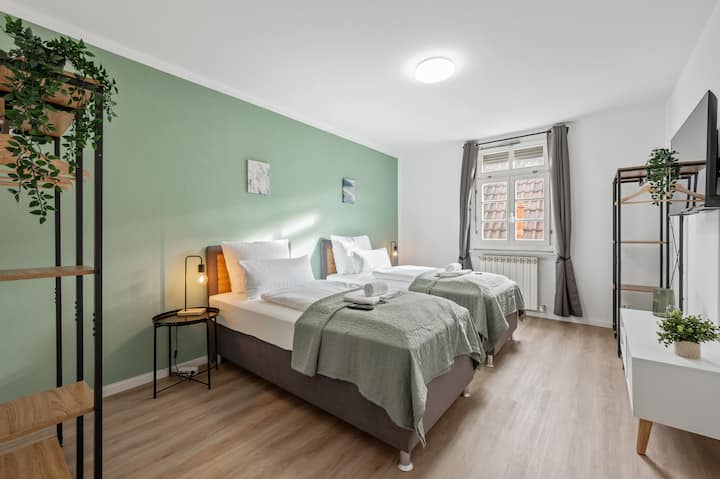 غرفة النوم 1