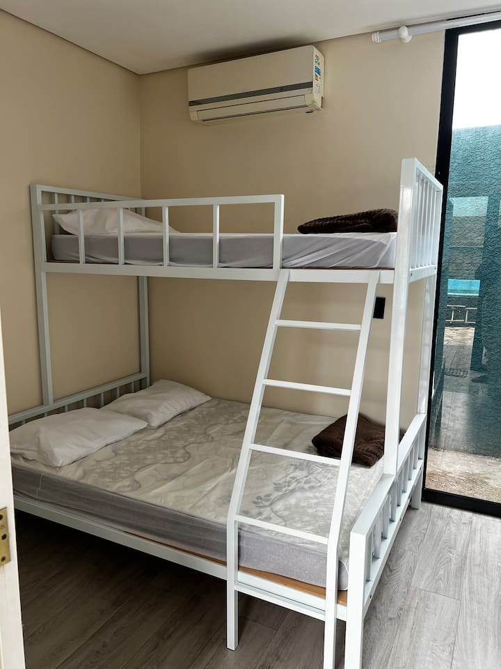 საძინებელი 2