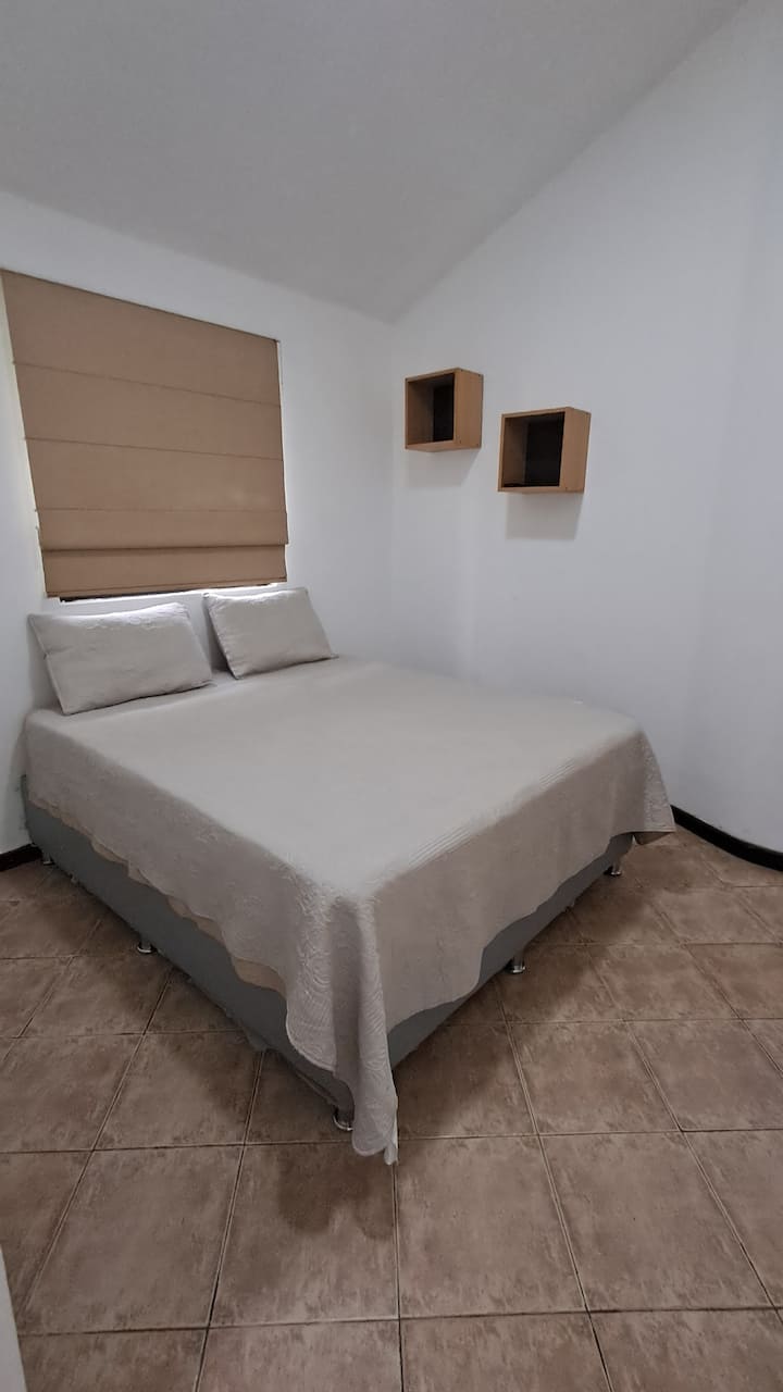 საძინებელი 1