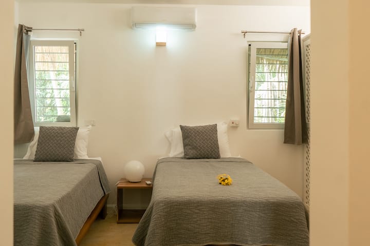 საძინებელი 1