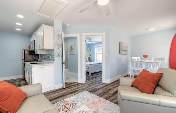 Flagler Beach Cottage. Cottage 2 - Flagler Beach, FL