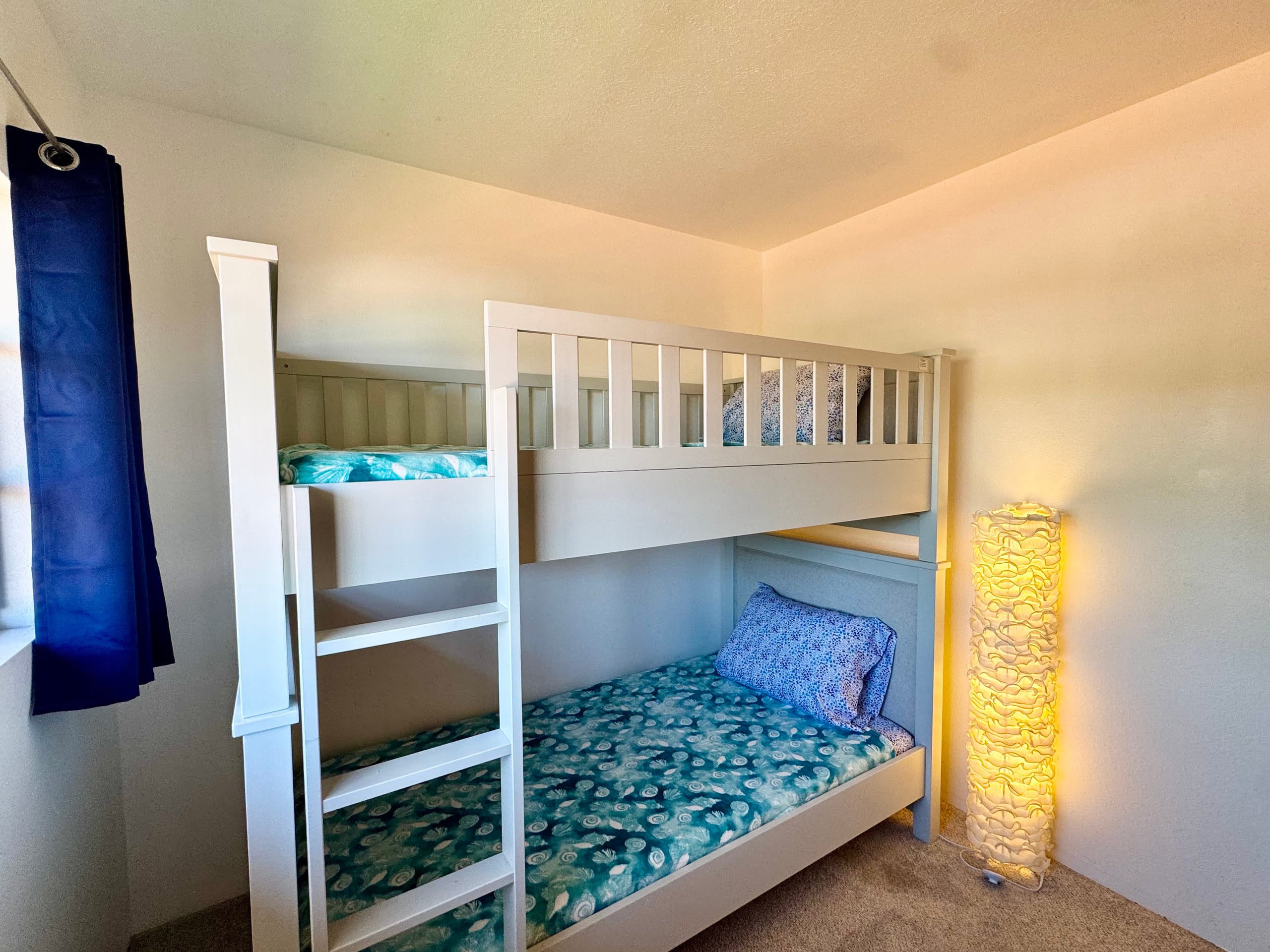 Home in Kailua-Kona · ★4.82 · 3 bedrooms · 5 beds · 2 private baths - Image 2