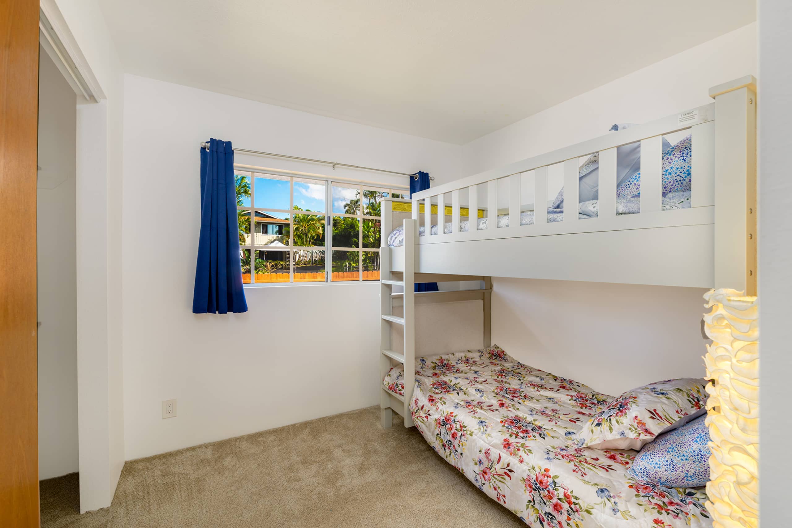 Home in Kailua-Kona · ★4.82 · 3 bedrooms · 5 beds · 2 private baths - Image 13