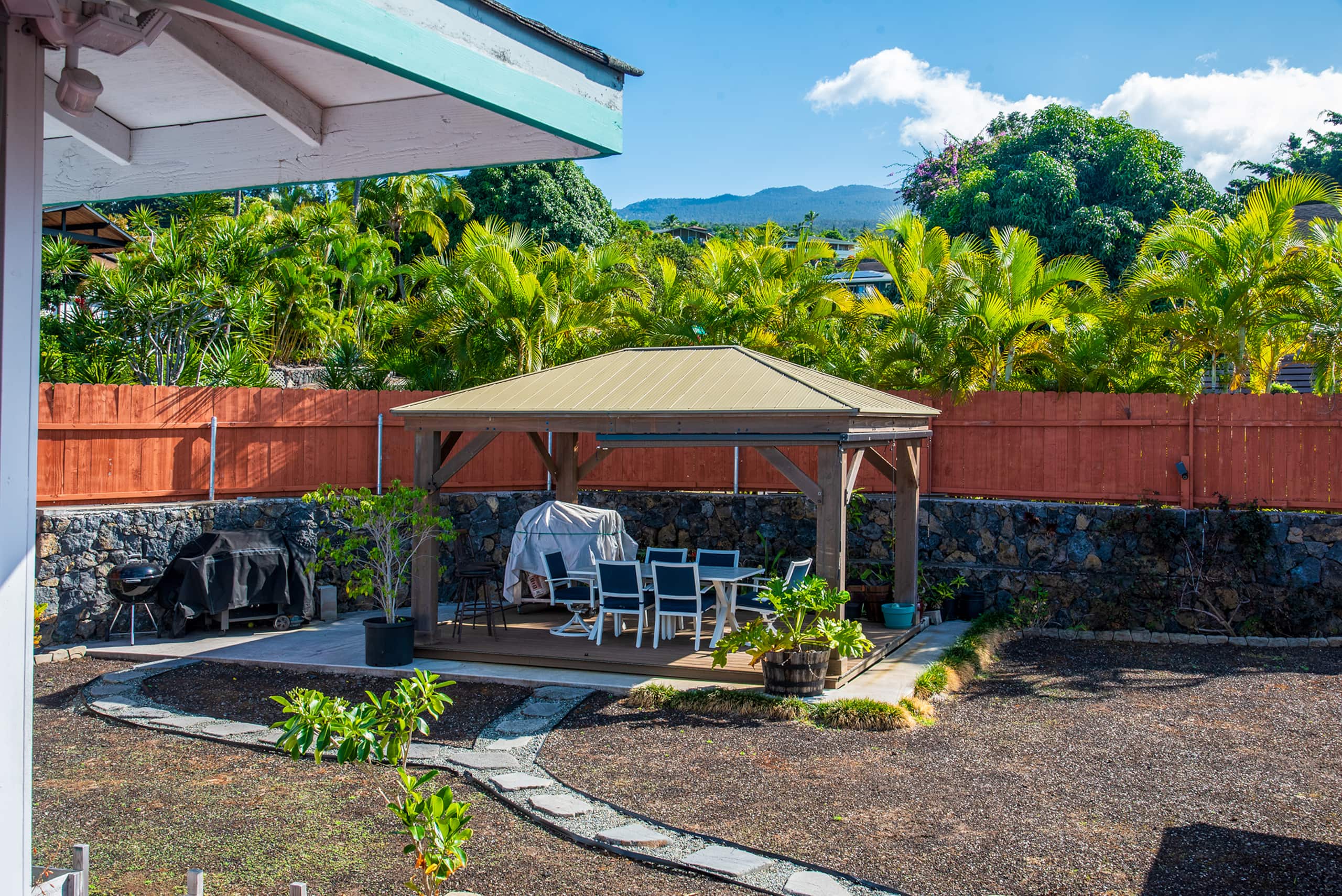 Home in Kailua-Kona · ★4.82 · 3 bedrooms · 5 beds · 2 private baths - Image 35