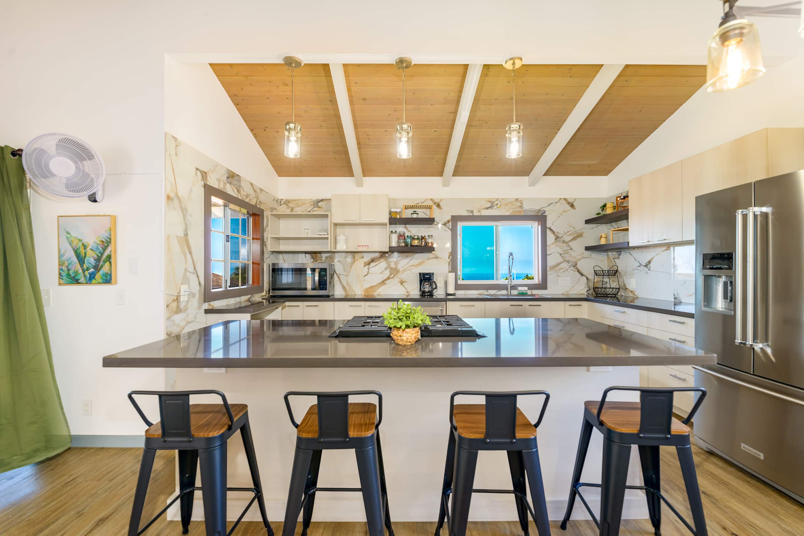 Home in Kailua-Kona · ★4.82 · 3 bedrooms · 5 beds · 2 private baths - Image 9