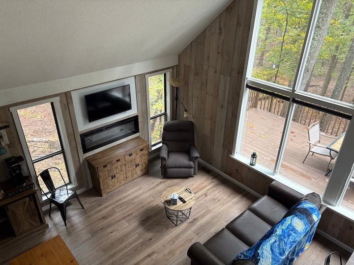 Starry Night Cabin In The Woods Resort - Fort Frederick State Park, Big Pool