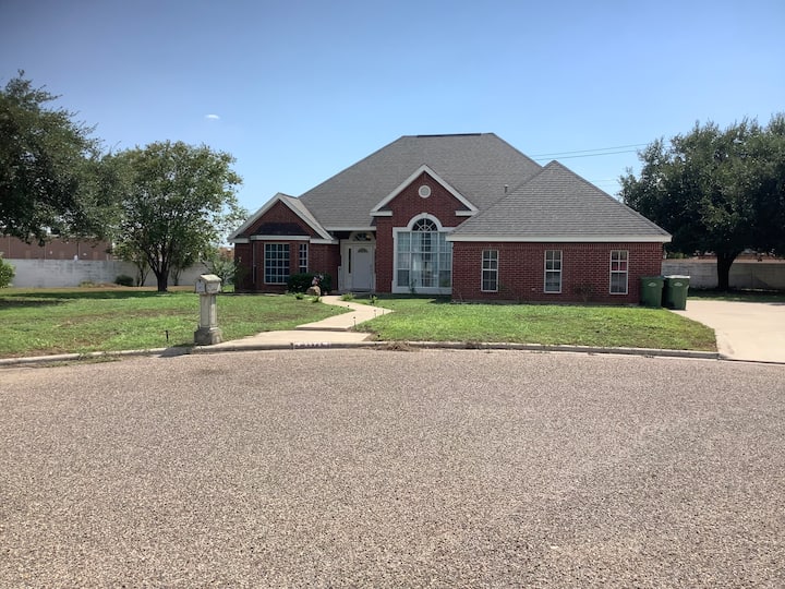 Home sweet home Rio Grande city. 3BR 2bathroom