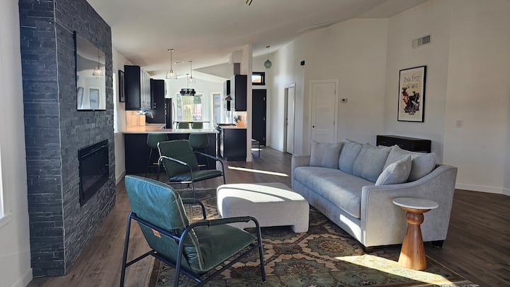 Brand New Modern Retreat In Dove Mountain-3bd/2ba - Marana, AZ