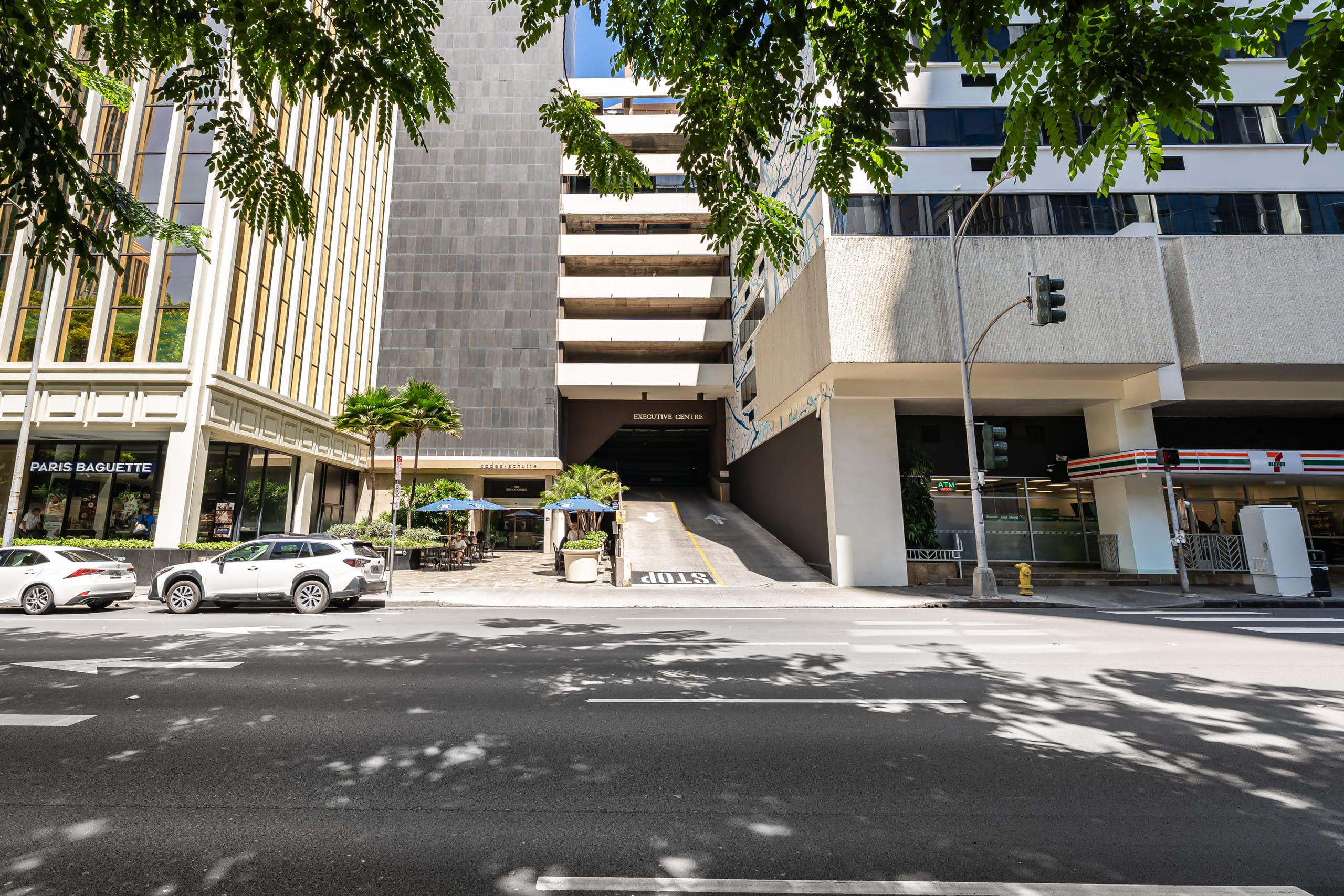 Honolulu Hideaway | Parking Included - Image 31