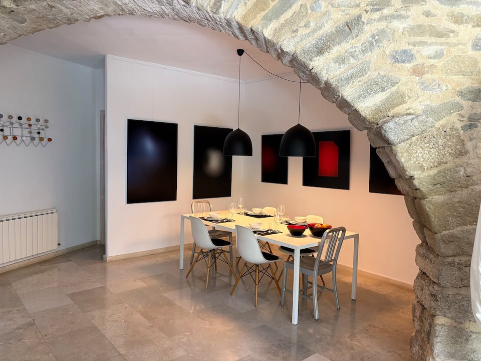 La Próxima, in a medieval Empordà village, La Tallada d'Empordà, Catalonia, Spain, photo 4 of 10