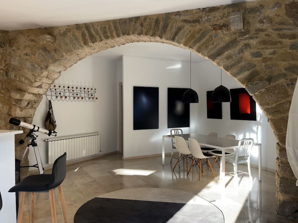 La Próxima, in a medieval Empordà village, La Tallada d'Empordà, Catalonia, Spain, photo 1 of 10