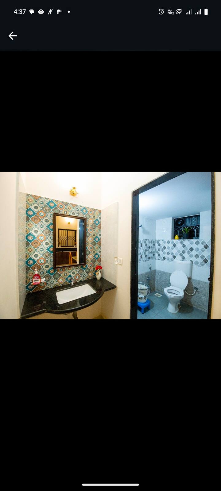Full bathroom 1 image 1