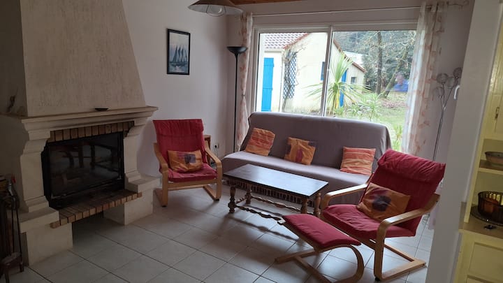 Maison De Vacances à 
800 M De La Mer - Jard-sur-Mer