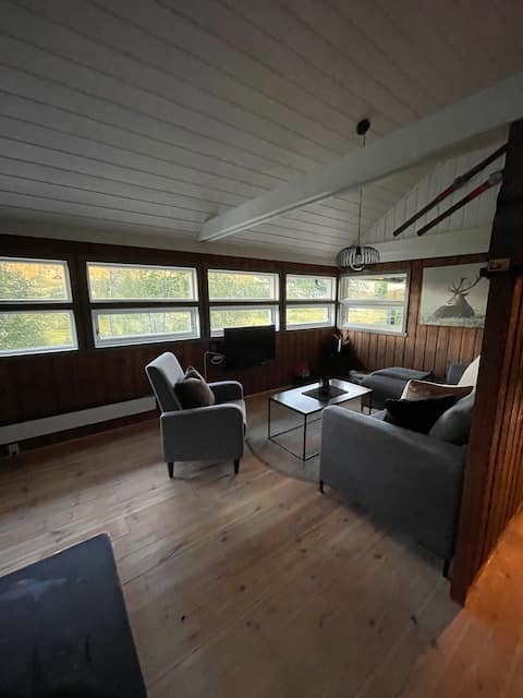 Popular Airbnb listing: Cozy cabin in Kvamskogen - All inclusive! in Kvam Herad