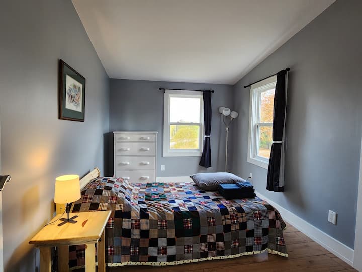 غرفة النوم 2